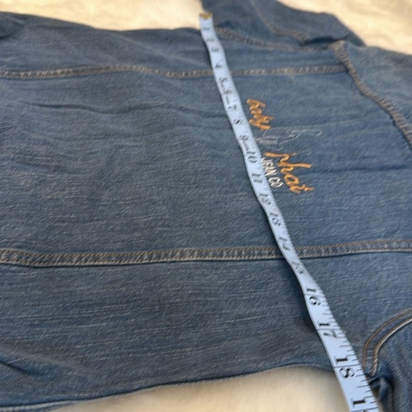 🎉hostpick😁Baby phat denim, md blue logo stitch above front pocket & on back M - Picture 5 of 14